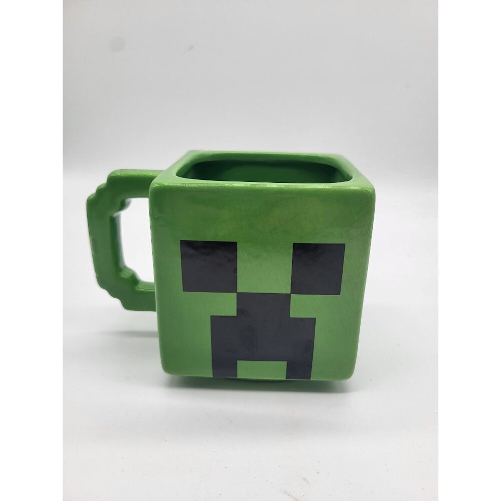 zak! Minecraft Mojang Green Creeper Ceramic Coffee Mug pixelated pencil holder